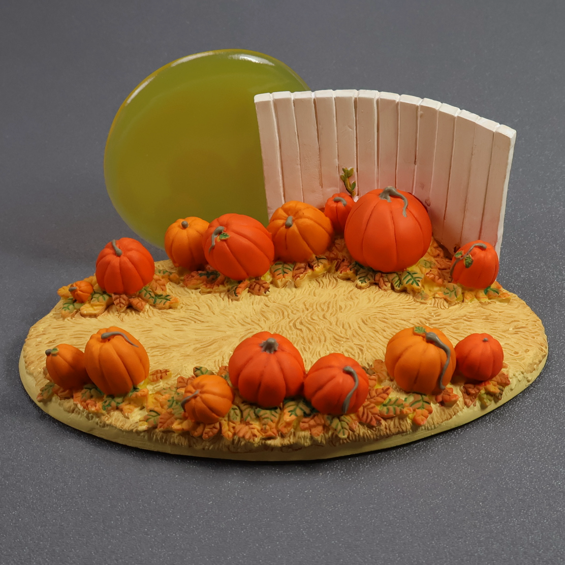 Hallmark 2006 Linus and the Great Pumpkin Patch Halloween Display SDB-Display-Oakview Collectibles