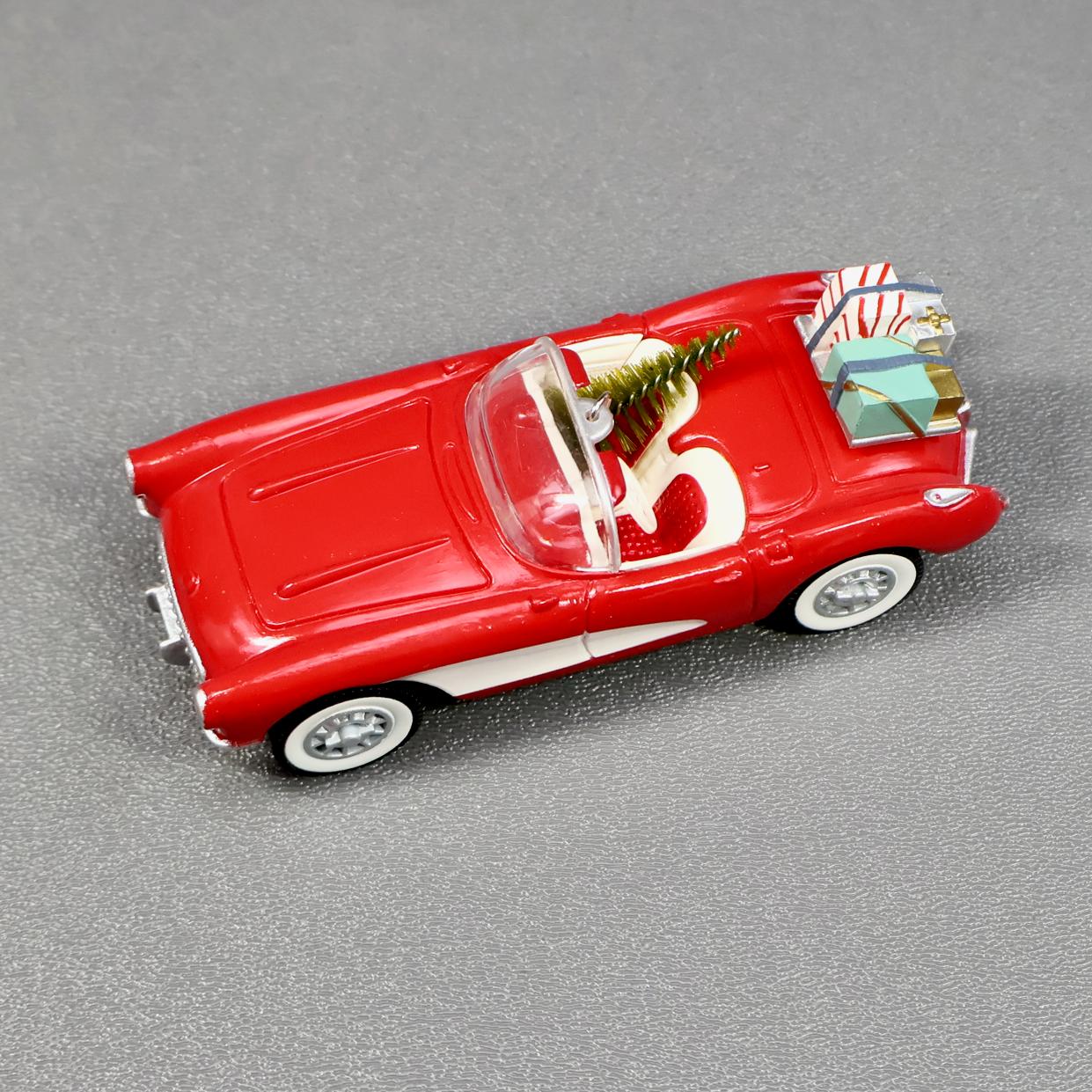 Hallmark 1991 Classic American Cars #1 - 1957 Corvette-Ornament-Oakview Collectibles