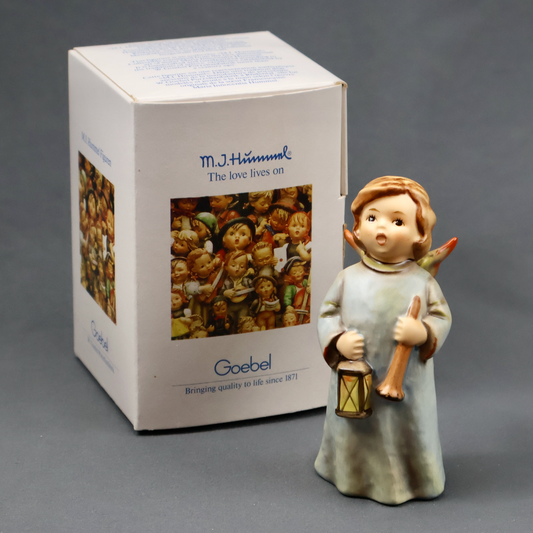 MI Hummel 480 Hosanna Angel TMK 6-Figurine-Oakview Collectibles