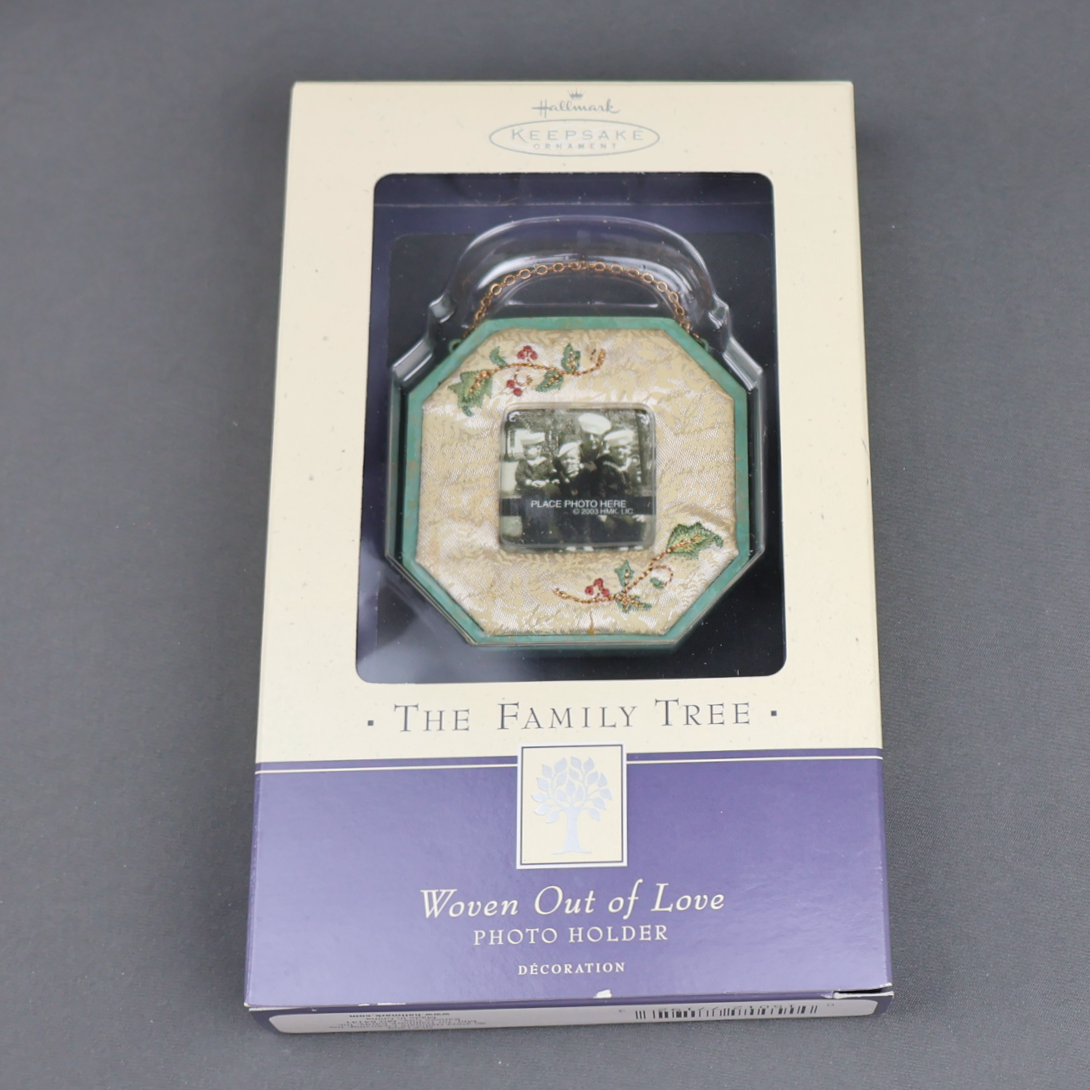 Hallmark 2003 Family Tree Woven Out of Love - Photo Holder-Photo Holder-Oakview Collectibles