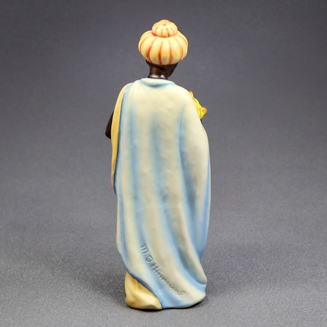 M.I.Hummel Large Nativity - Moorish King 214/L-Figurine-Oakview Collectibles