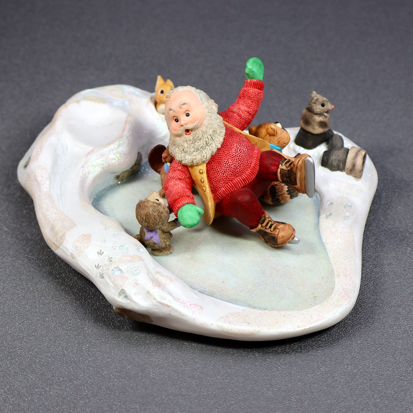 Hallmark 1999 North Pole Pond-Figurine-Oakview Collectibles