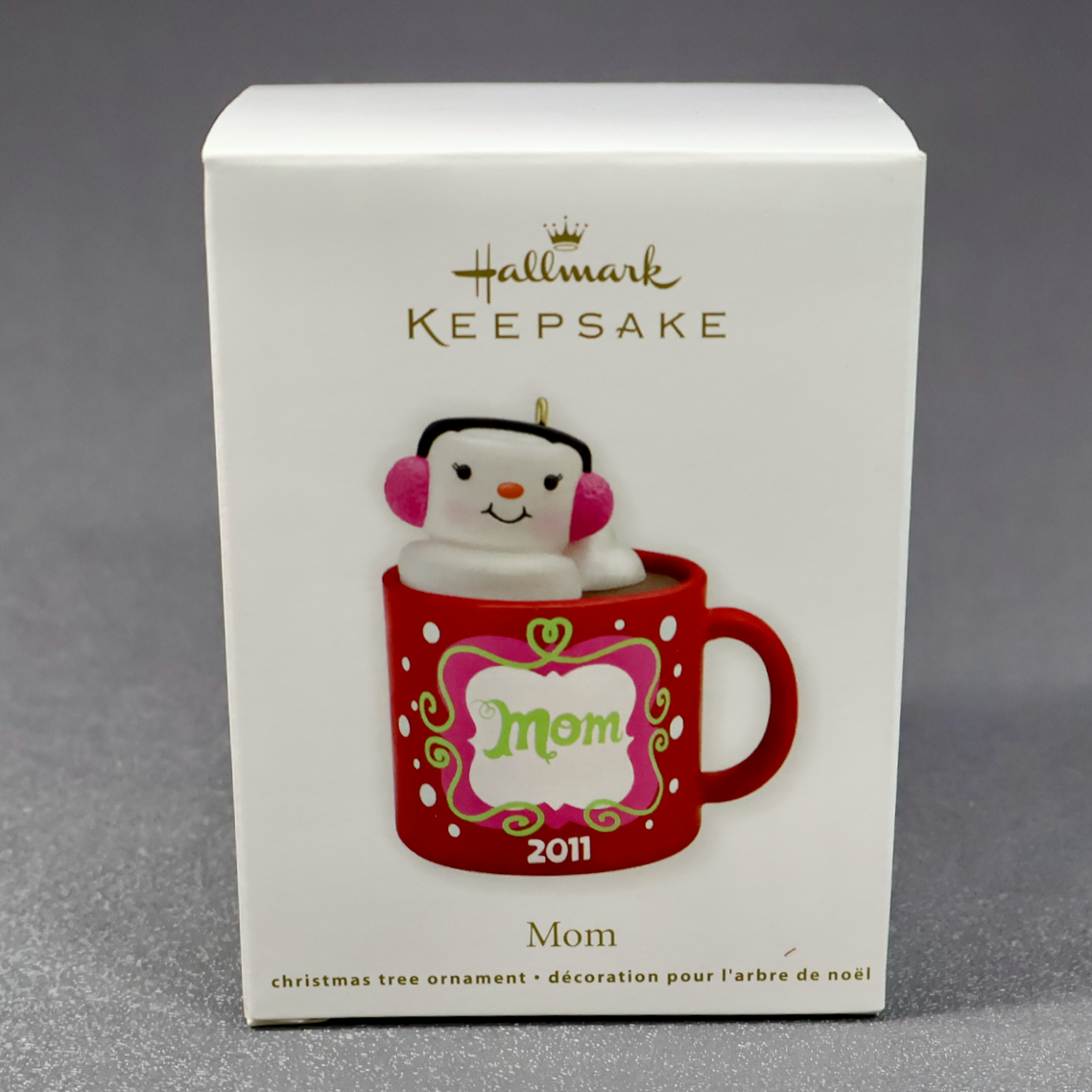 Hallmark 2011 Mom-Ornament-Oakview Collectibles