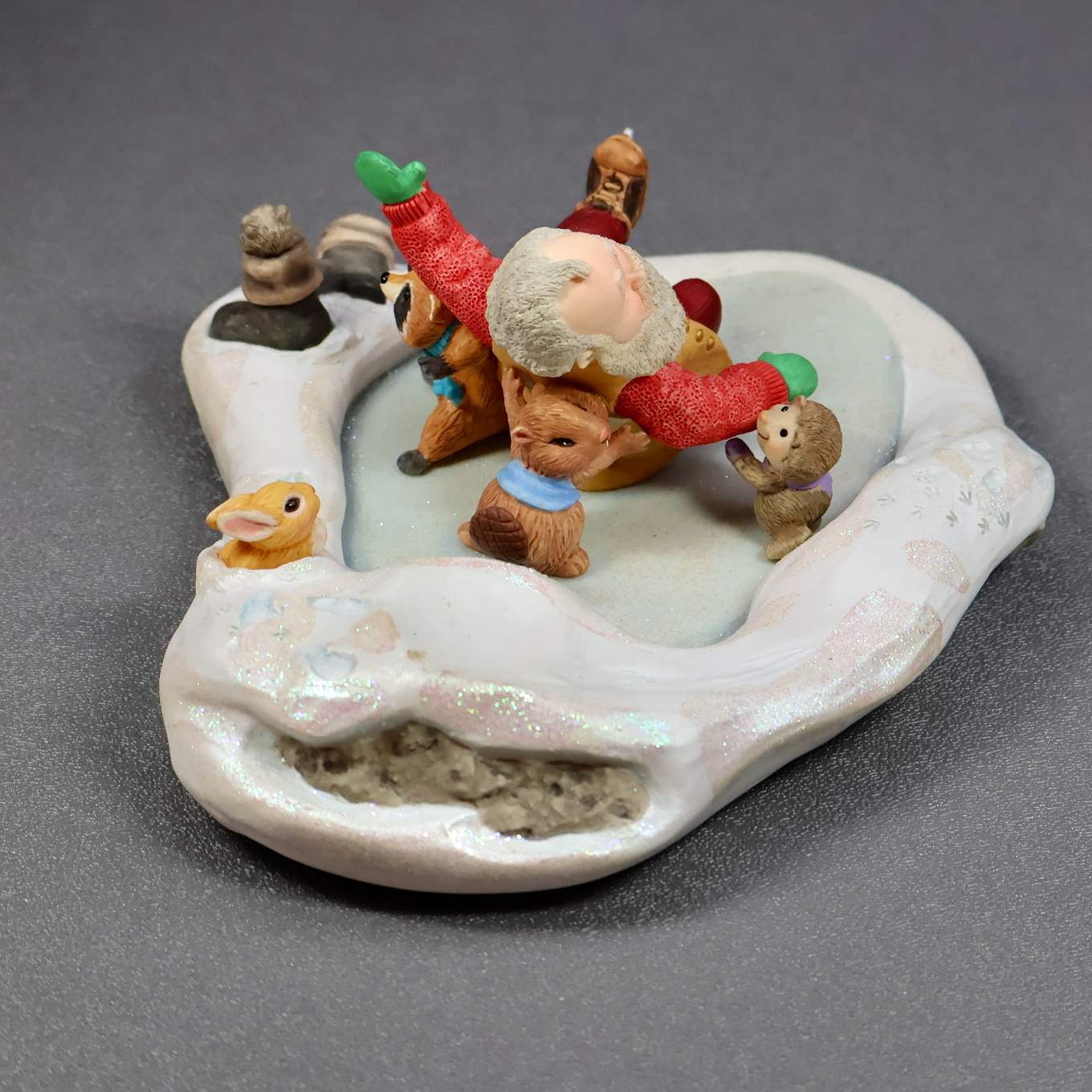 Hallmark 1999 North Pole Pond-Figurine-Oakview Collectibles