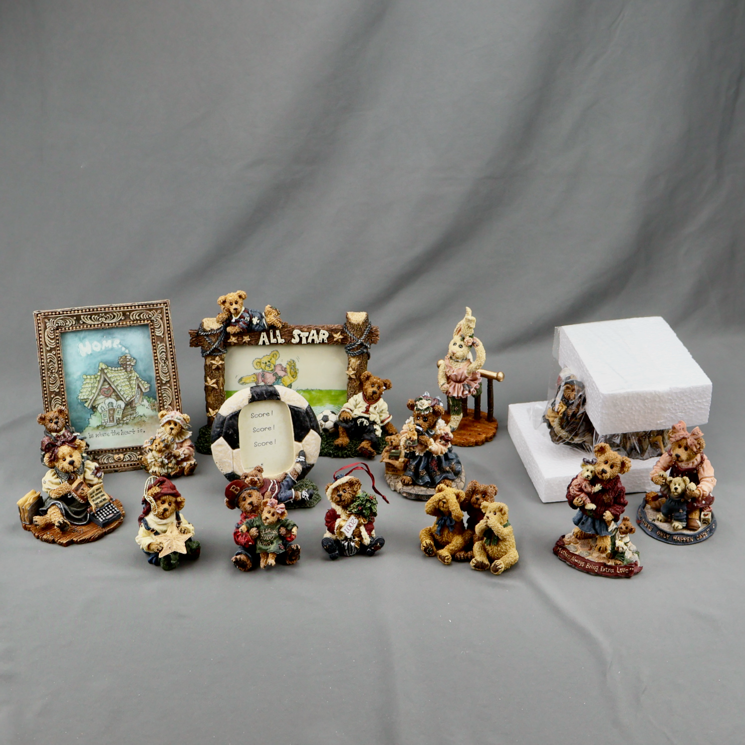 Boyds Bears Lot of 12-Figurine-Oakview Collectibles