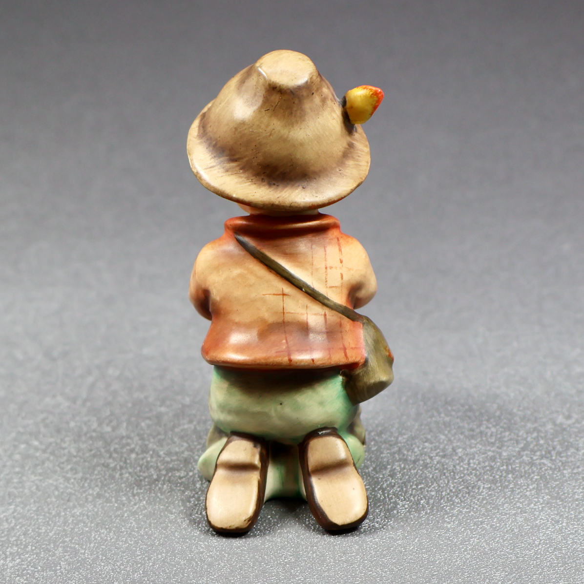 M.I.Hummel Large Nativity - Shepherd Boy Little Tooter 214/H-Figurine-Oakview Collectibles