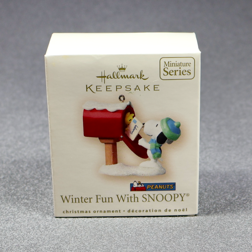 Hallmark 2007 Winter Fun with Snoopy #10 Mailbox - Miniature-Ornament-Oakview Collectibles