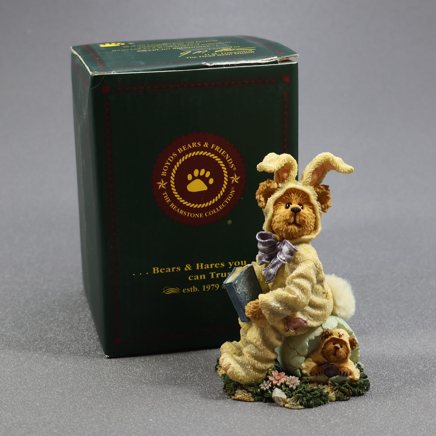 Boyds Bearstones EP Hopster w/ Lil Petey All Cracked Up 93434V-Figurine-Oakview Collectibles