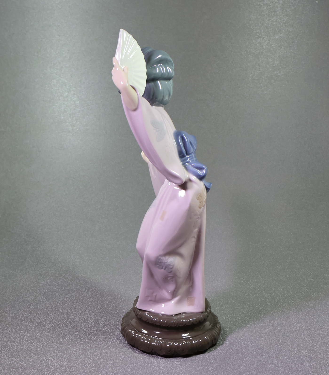 Lladro Madame Butterfly Japanese with Fans 4991-Figurine-Oakview Collectibles