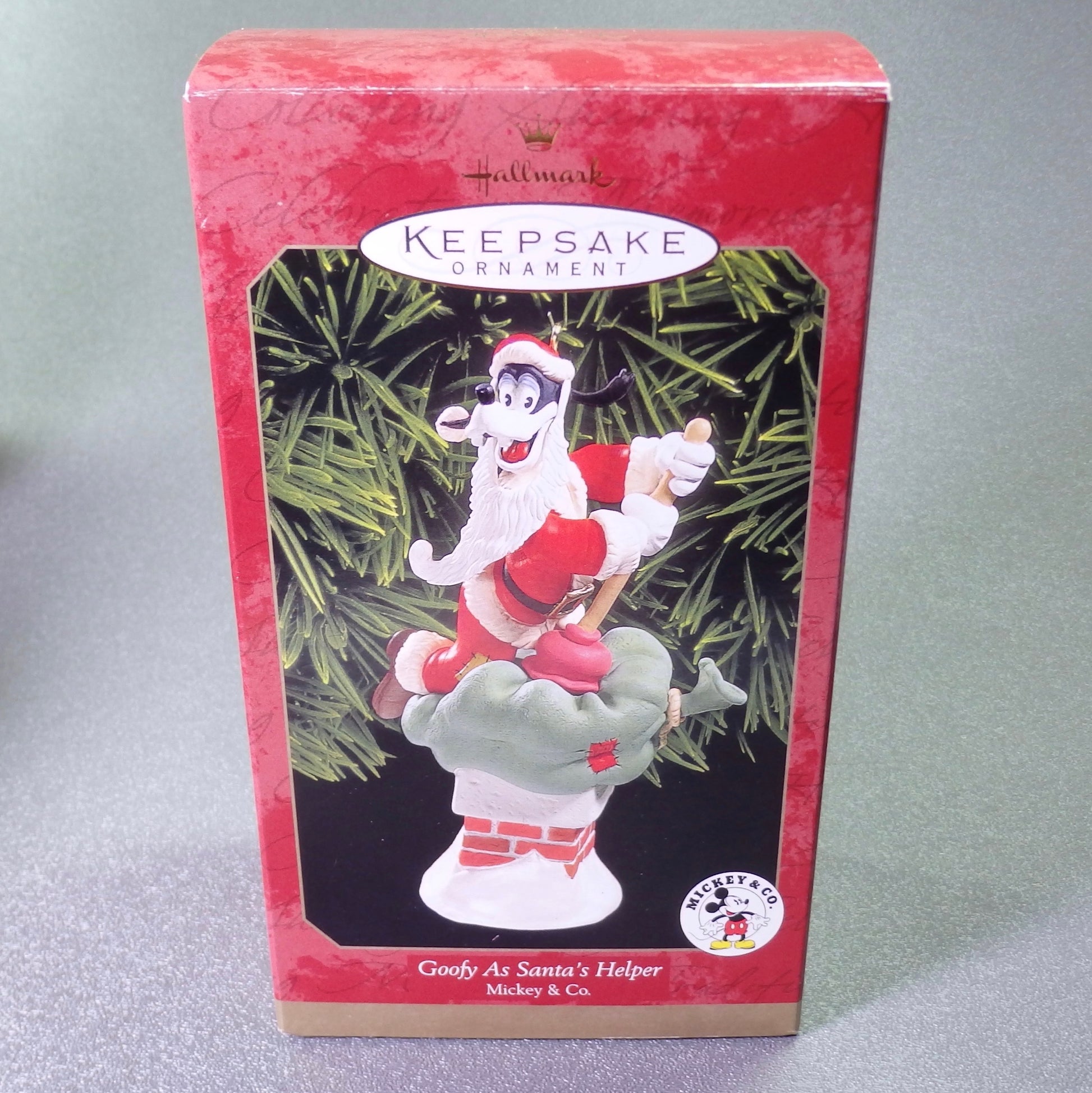 Hallmark 1999 Goofy As Santa's Helper-Ornament-Oakview Collectibles