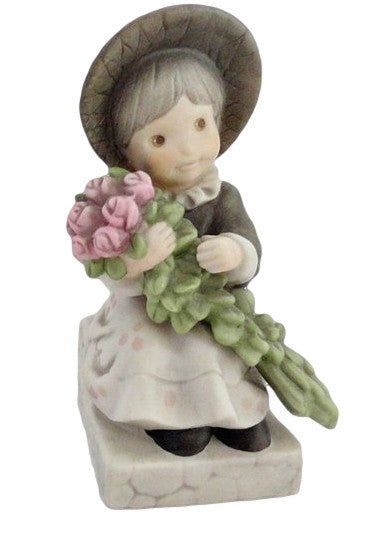 Pretty As A Picture One Of Lifes Sweetest Moments-Figurine-Oakview Collectibles