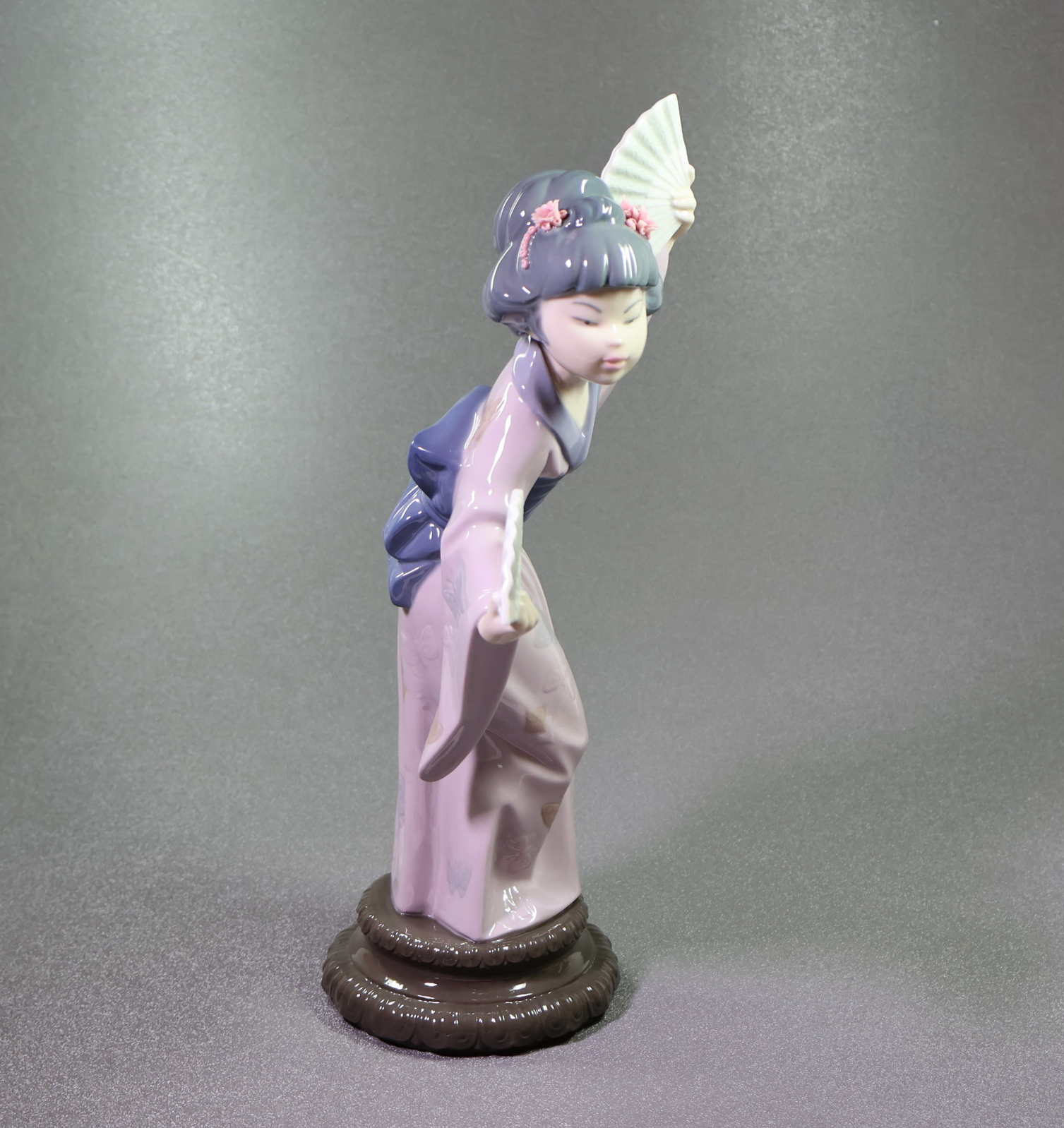 Lladro Madame Butterfly Japanese with Fans 4991-Figurine-Oakview Collectibles