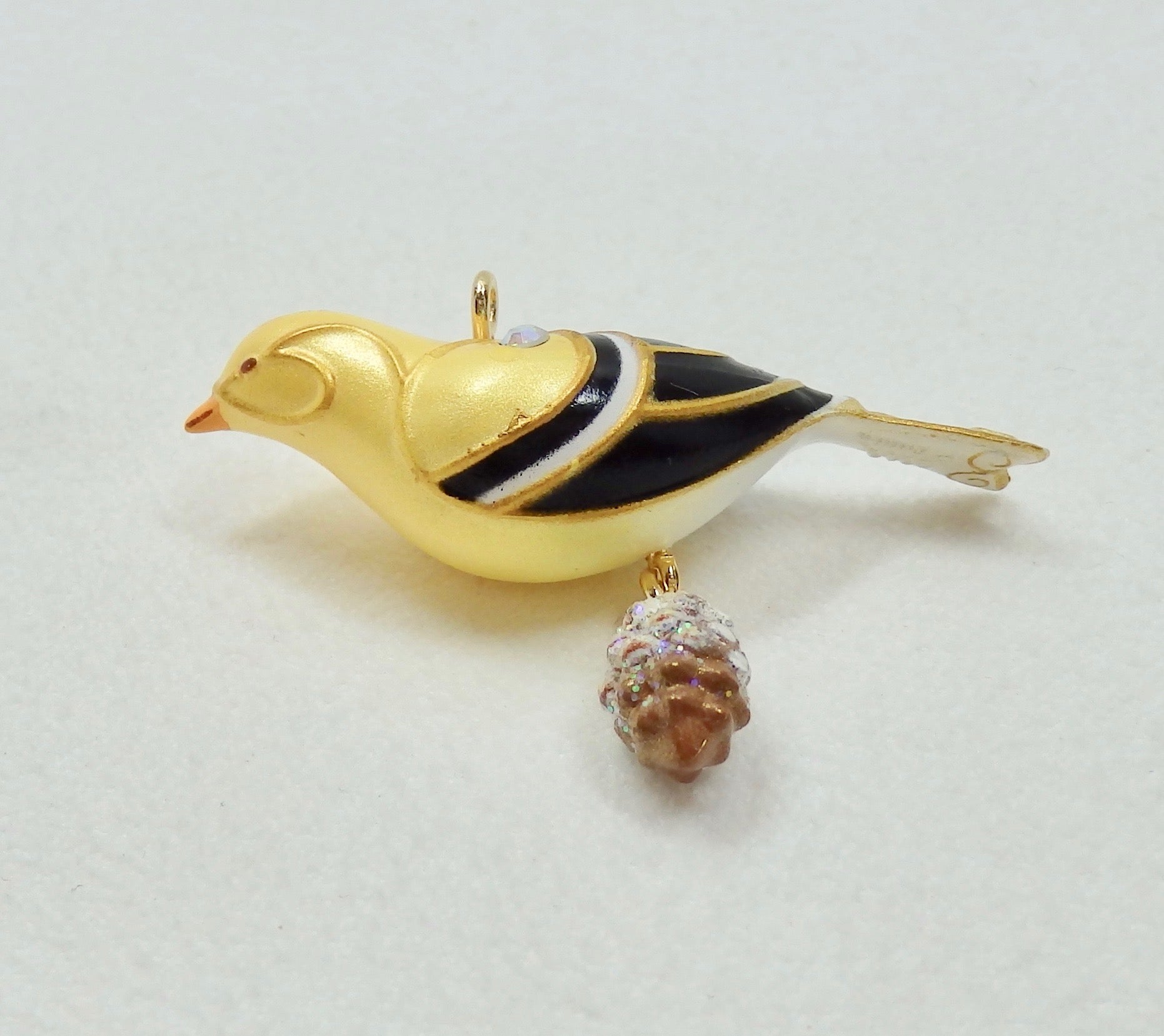 Hallmark 2010 Beauty of Birds Goldfinch - Miniature-Ornament-Oakview Collectibles